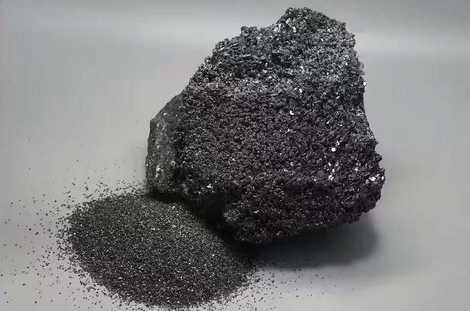 Silikon Karbür Parçacık Boyutu ve Saflığı Refrakter Karışımları Nasıl Etkiler - Okayama Giken Minerallerinden Endüstri Odağı ve Özel Çözümler